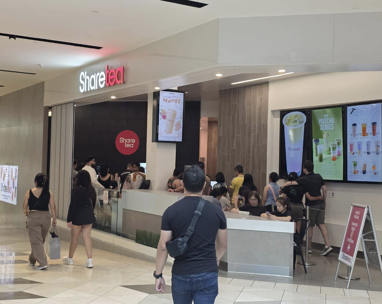 Sharetea Westfield Valley Fair exterior